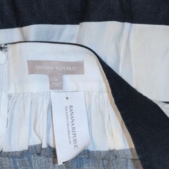 NWT Banana Republic Blue & White Skirt – Size 16 - Picture 3 of 3